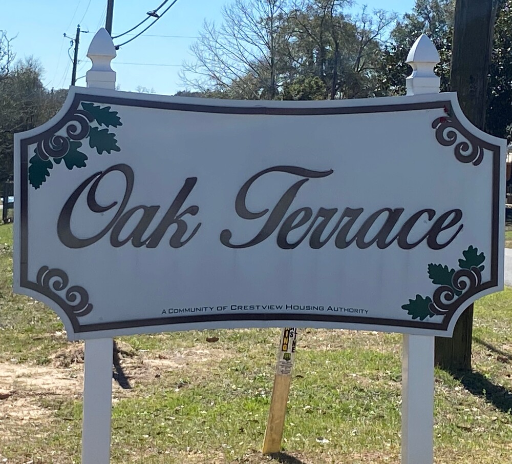 Oak Terrace property sign